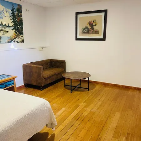 Joy Hostel Torremolinos